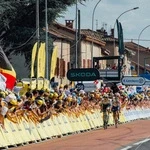 040-e79d1f71-0cad-4cd5-bae6-baa4f55050c7